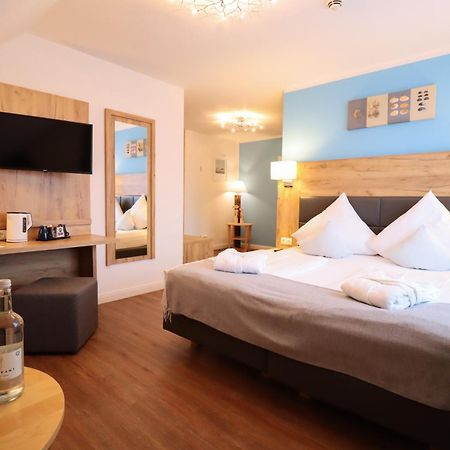 Hotel Das Kleine Glueck - Adults Only Санкт Петер-Ординг Екстериор снимка