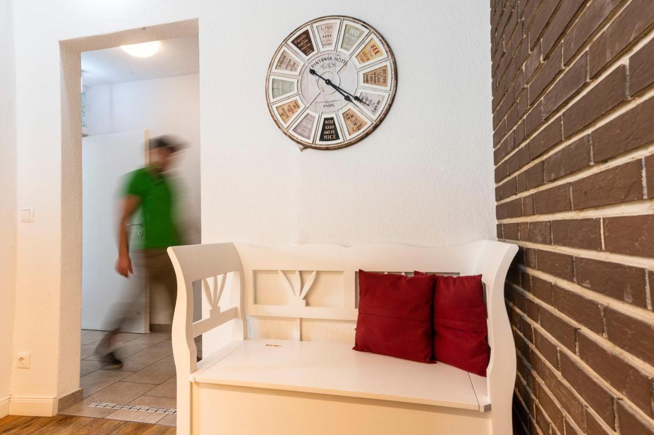 Hotel Das Kleine Glueck - Adults Only Санкт Петер-Ординг Екстериор снимка