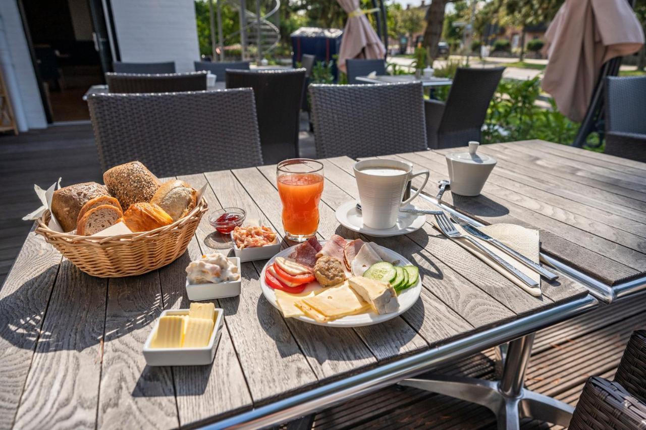 Hotel Das Kleine Glueck - Adults Only Санкт Петер-Ординг Екстериор снимка