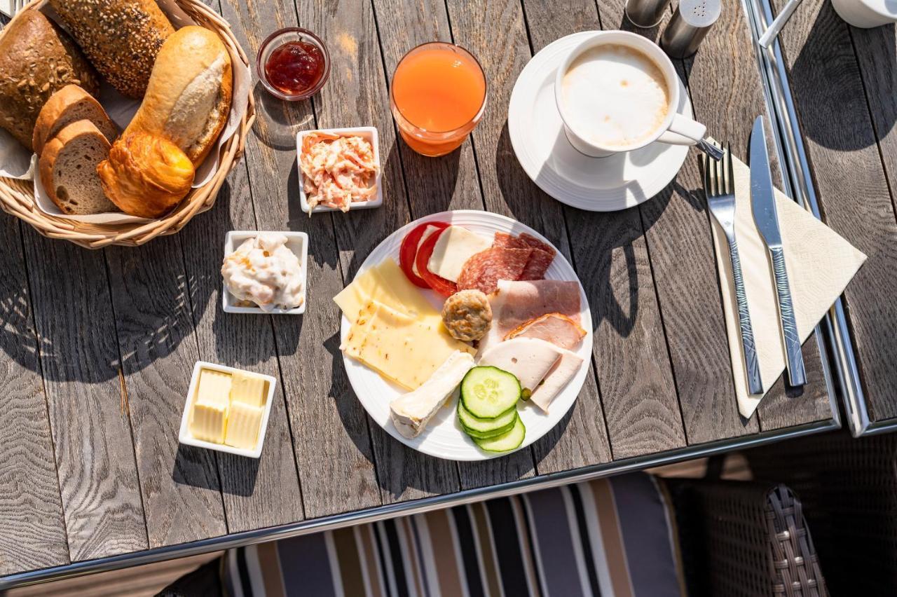 Hotel Das Kleine Glueck - Adults Only Санкт Петер-Ординг Екстериор снимка