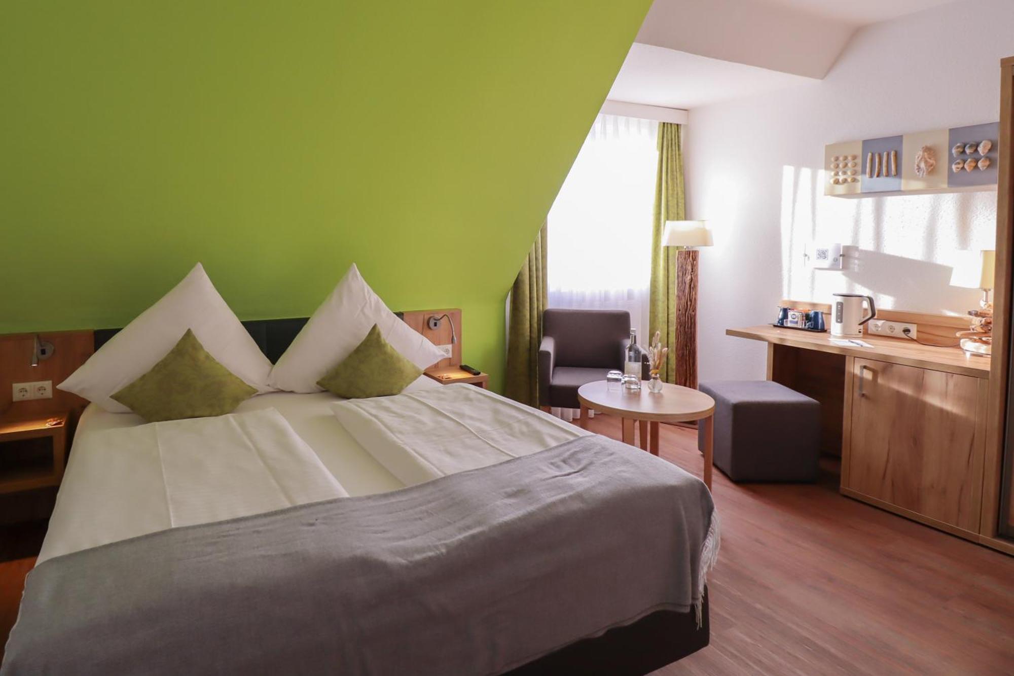 Hotel Das Kleine Glueck - Adults Only Санкт Петер-Ординг Екстериор снимка