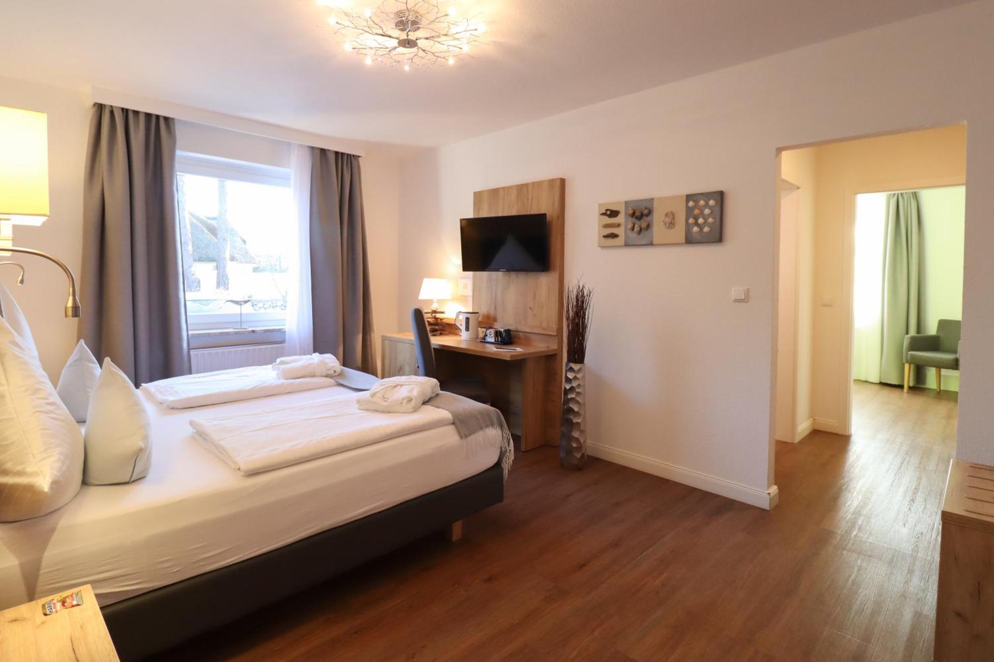 Hotel Das Kleine Glueck - Adults Only Санкт Петер-Ординг Екстериор снимка