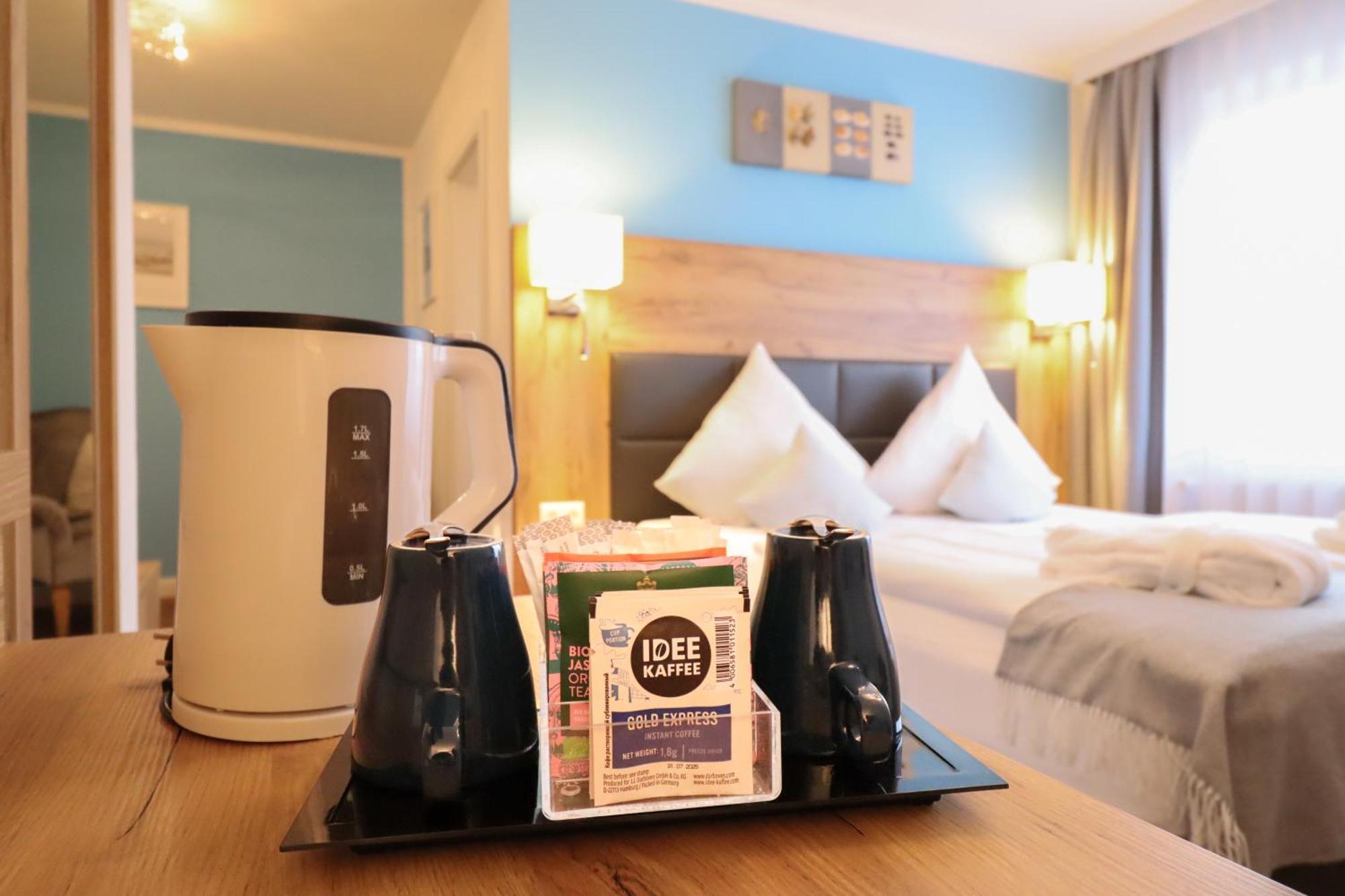 Hotel Das Kleine Glueck - Adults Only Санкт Петер-Ординг Екстериор снимка