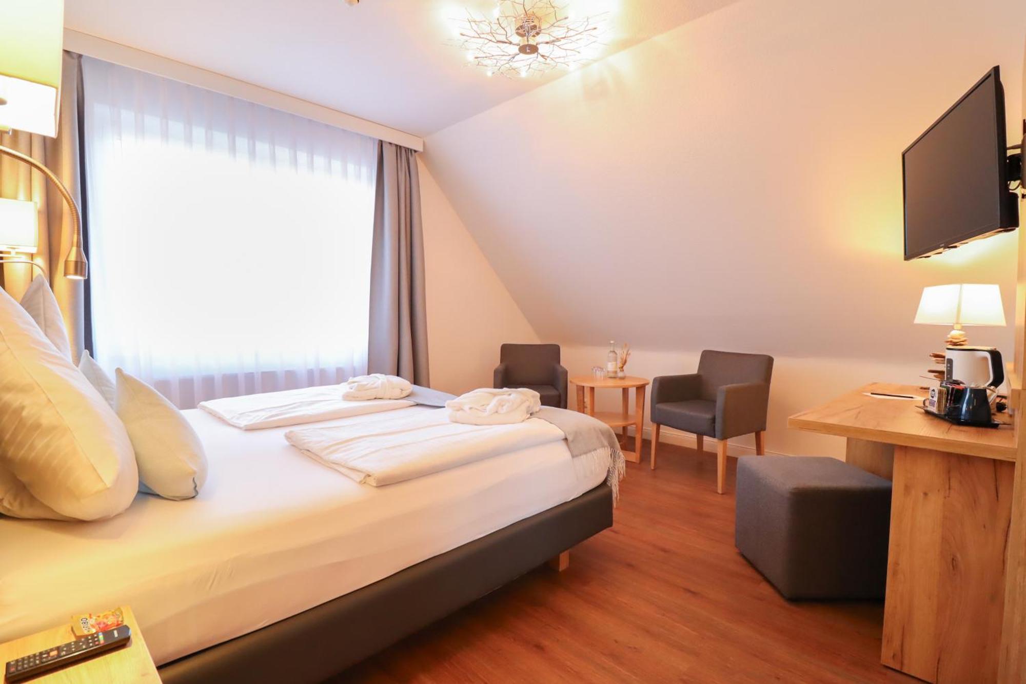Hotel Das Kleine Glueck - Adults Only Санкт Петер-Ординг Екстериор снимка