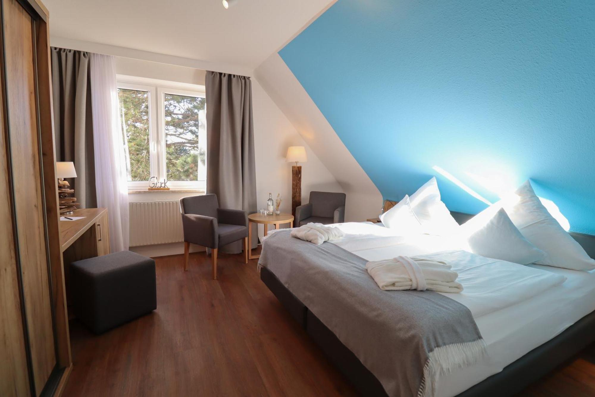 Hotel Das Kleine Glueck - Adults Only Санкт Петер-Ординг Екстериор снимка