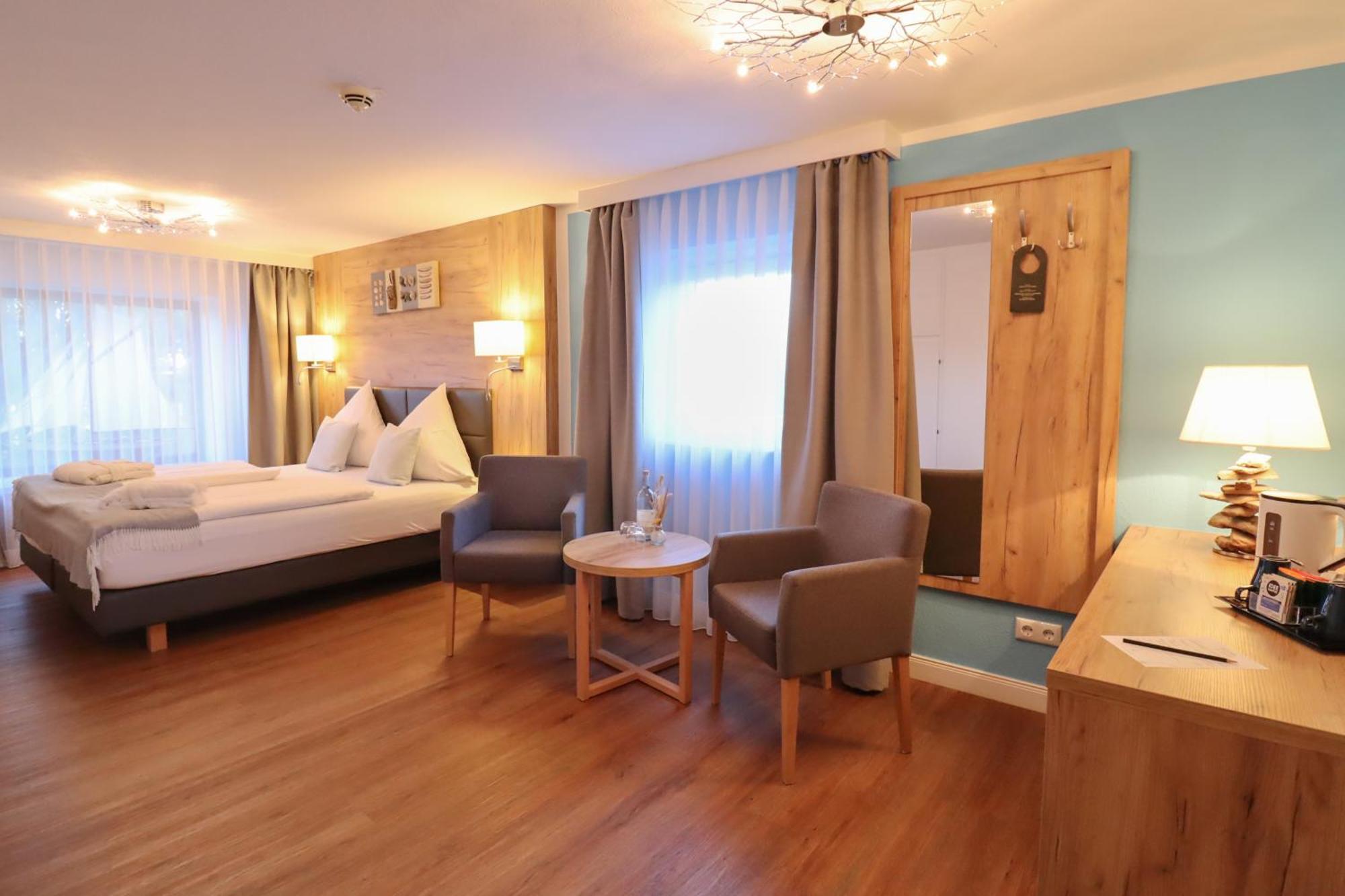 Hotel Das Kleine Glueck - Adults Only Санкт Петер-Ординг Екстериор снимка