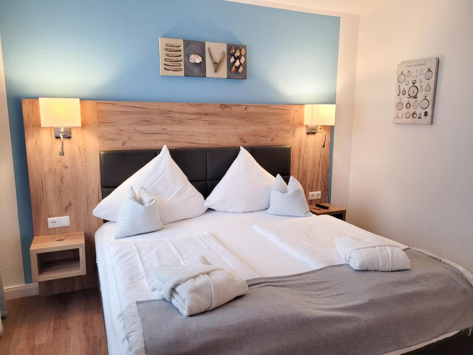 Hotel Das Kleine Glueck - Adults Only Санкт Петер-Ординг Екстериор снимка